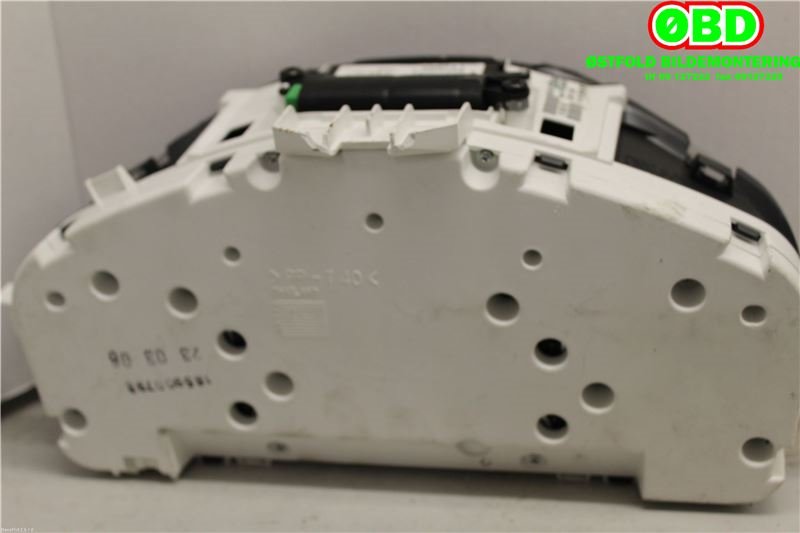 Instrumentpanel til Volvo V50 2004-2007 (Fase 1)  (VOLVO|8602879||30710071)