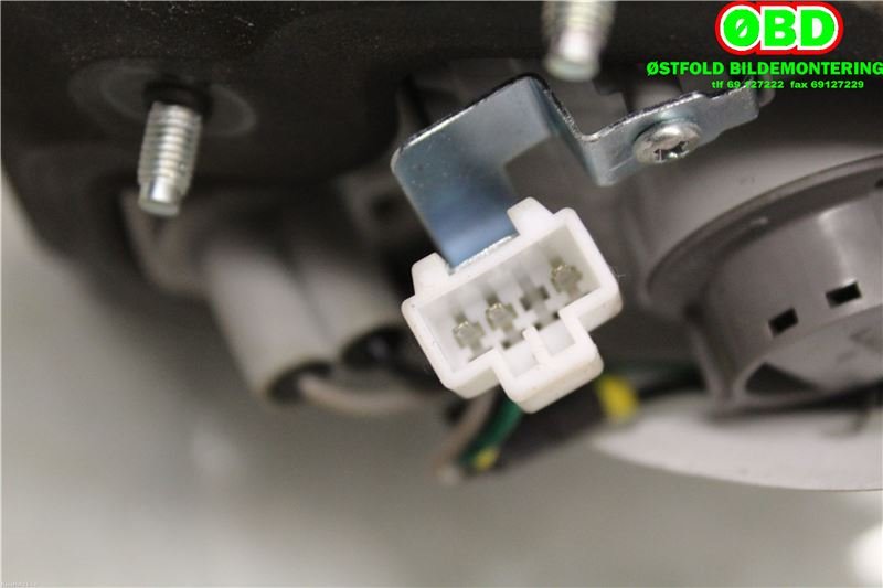 Baklykt venstre indre til Hyundai Ix35 2010-2015  (HYUNDAI|924052Y000|)