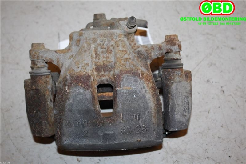 Bremsecaliper venstre foran til Toyota RAV4 2006-2009 (Type III, Fase 1)  (TOYOTA|4775042090|4775042091|)