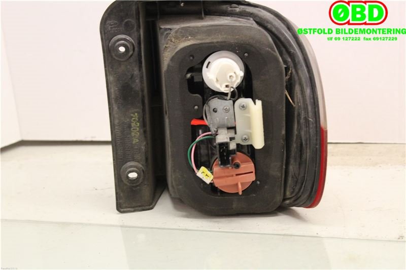 Baklykt venstre til Hyundai H-1 1998-2005 (Type I, Fase 1)  (HYUNDAI|924014A610|)