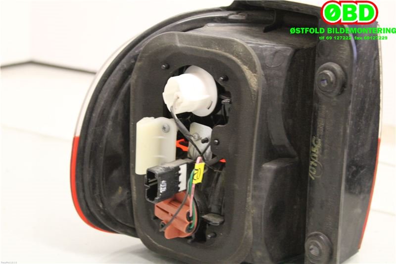 Baklykt høyre til Hyundai H-1 1998-2005 (Type I, Fase 1)  (HYUNDAI|924024A610|)