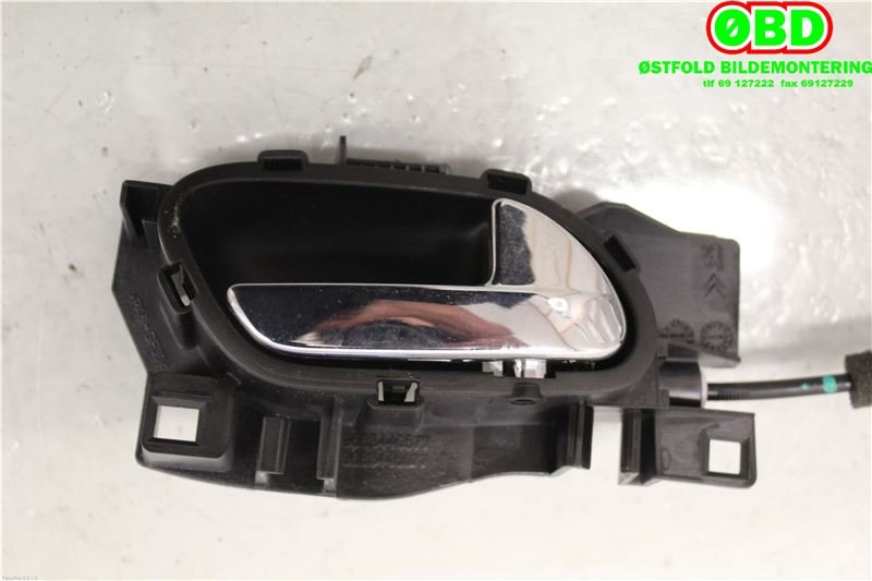 Låsekasse høyre bak til Peugeot 3008 2009-2016 (Type I)  (PEUGEOT|9138 V8|98 006 238 80|)