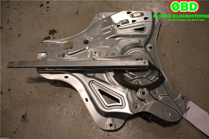 Ruteheis høyre foran til Hyundai Ix35 2010-2015 (HYUNDAI|824022Y000|)