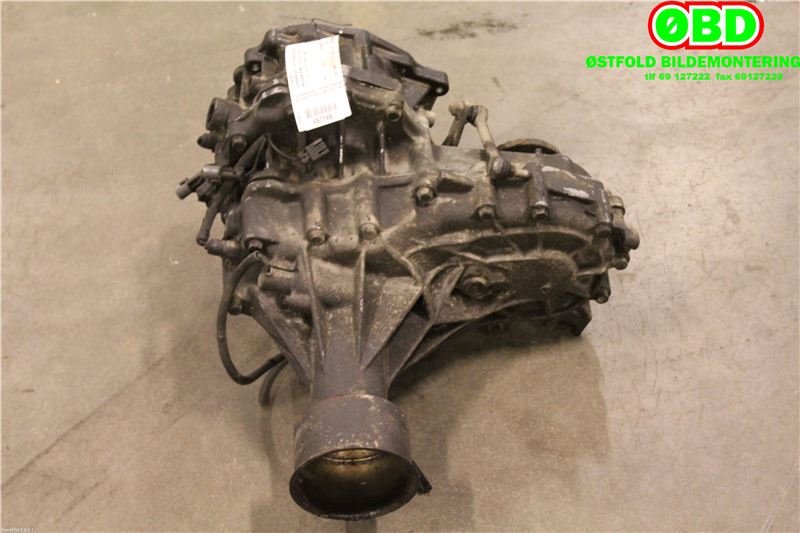 Girkasse 4WD fordelingskasse til Nissan King Cab 1998-2001 (Fase 1) (D22) (D22) (NISSAN|3310073P11|)