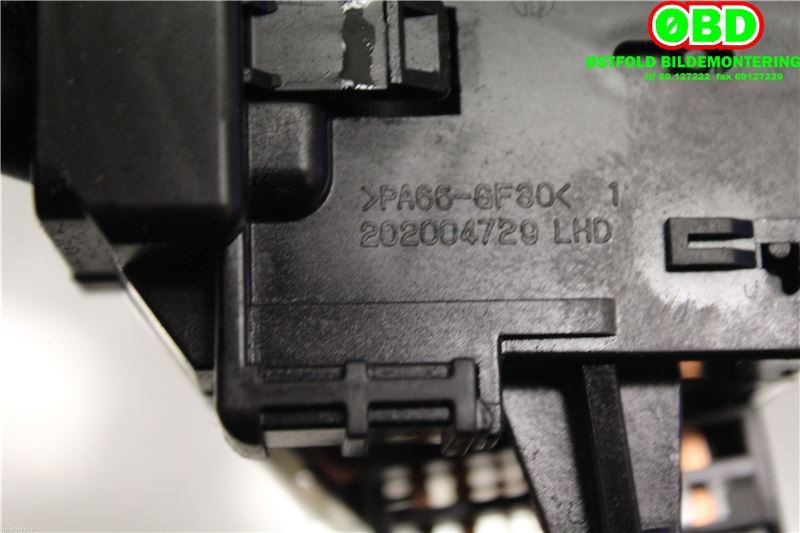Bryter blink til Hyundai Santa Fe 2006-2009 (Type II, Fase 1)  (HYUNDAI|934102B000CA|)