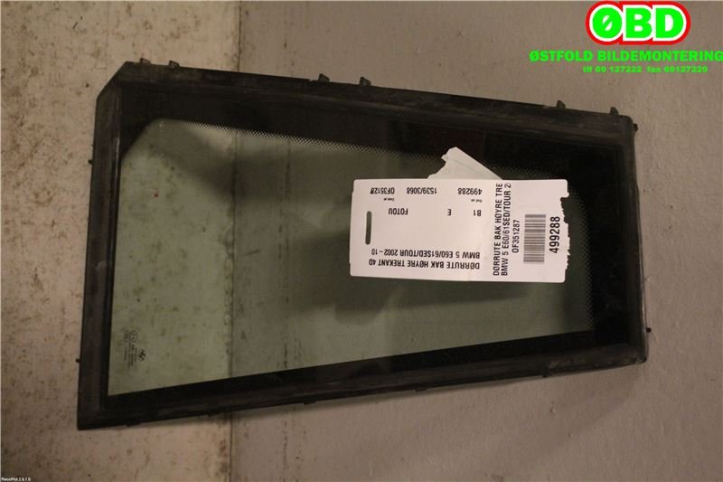 Diverse deler til BMW 5-Serie 2003-2010 (E60/E61) (E60/E61) (BMW|51 35 7 044 176|)