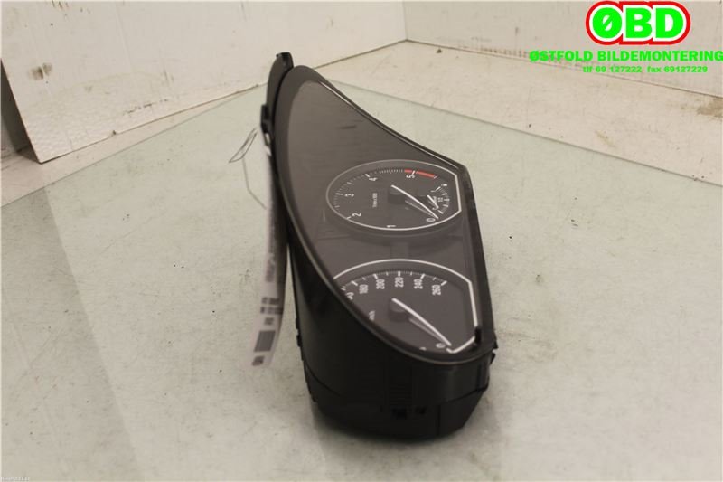 Instrumentpanel til BMW 1-Serie 2004-2011 (E81/E82/E87/E88) (E81/E82/E87/E88) (BMW||9166823)