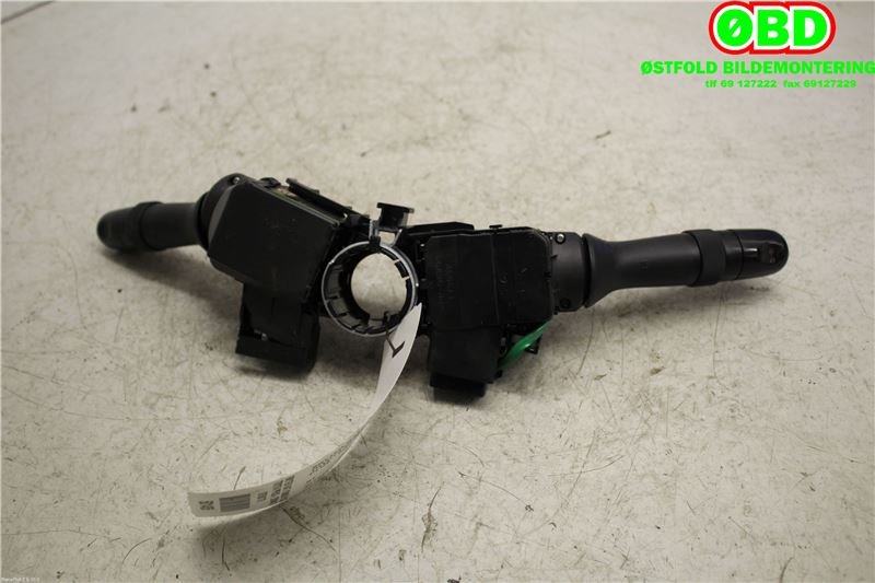 Bryter combi til Toyota Prius +7 2012-2020 (Type III) (stasjonsvogn) (stasjonsvogn) (TOYOTA|8465252290|8414042111|)