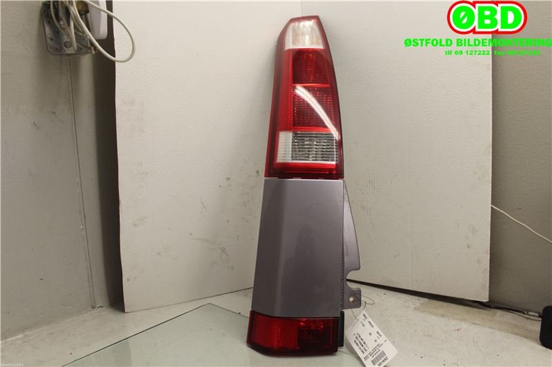 Baklykt venstre til Opel Meriva A, 2003-2010  (OPEL|93184712)