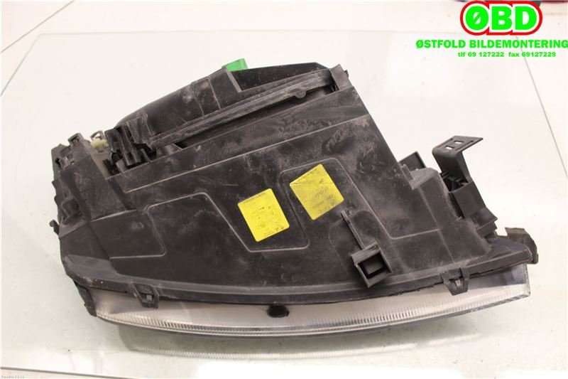 Frontlykt venstre halogen til Ford Mondeo 2001-2007 (Type III)  (FORD|1435624|)