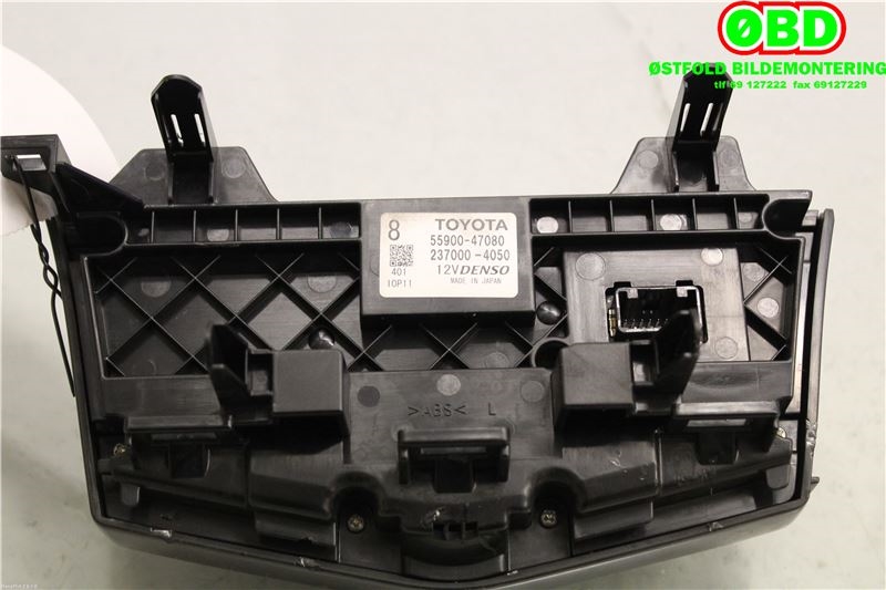 Varmeapparat betjening til Toyota Prius +7 2012-2020 (Type III) (stasjonsvogn) (stasjonsvogn) (TOYOTA|5590047080|2370004050)