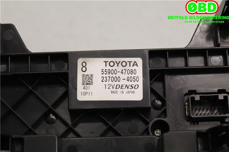 Varmeapparat betjening til Toyota Prius +7 2012-2020 (Type III) (stasjonsvogn) (stasjonsvogn) (TOYOTA|5590047080|2370004050)