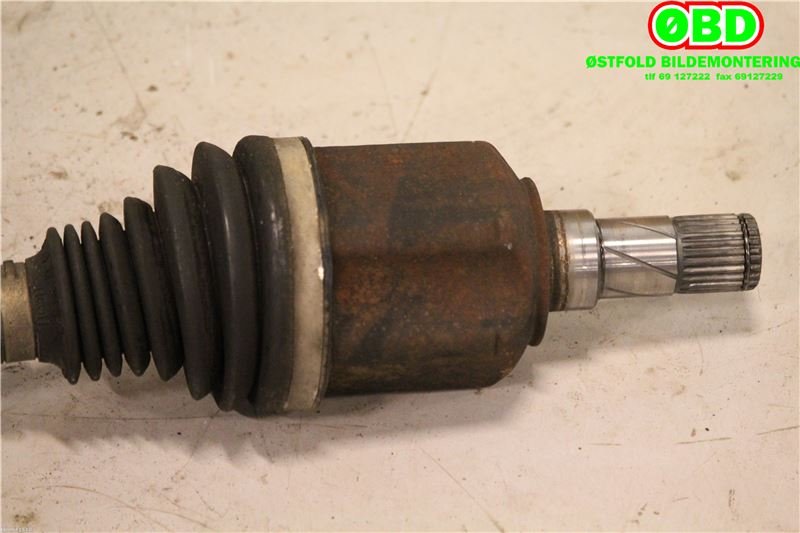Drivaksel venstre foran til Opel Zafira B 2005-2011  (OPEL|24462251|374569|)