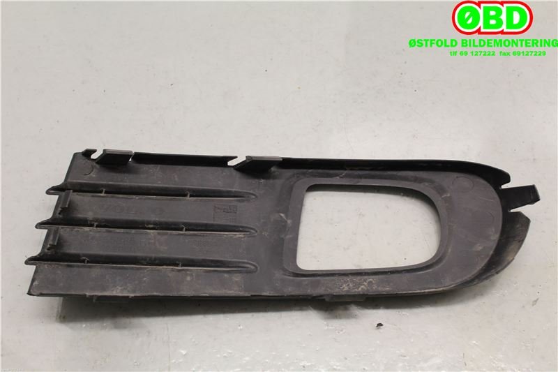 Grill høyre til Volvo C30 2006-2009 (Fase 1) (VOLVO|30657196|)