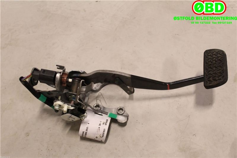 Pedal gass/brems/clutch til Toyota Yaris 2012-2014 (Type III, Fase 1) (TOYOTA|471010D280|)