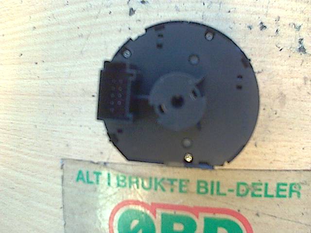 Bryter lys til VW Golf V, Combi 2003-2008  (VOLKSWAGEN|1K0 941 431 M|)