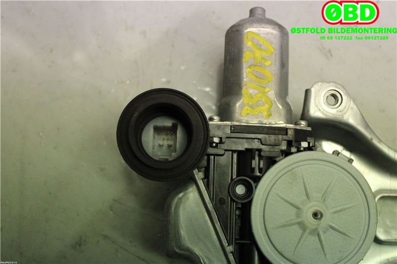 Ruteheis høyre foran til Toyota Prius +7 2012-2020 (Type III) (stasjonsvogn) (stasjonsvogn) (TOYOTA|6980121020|)