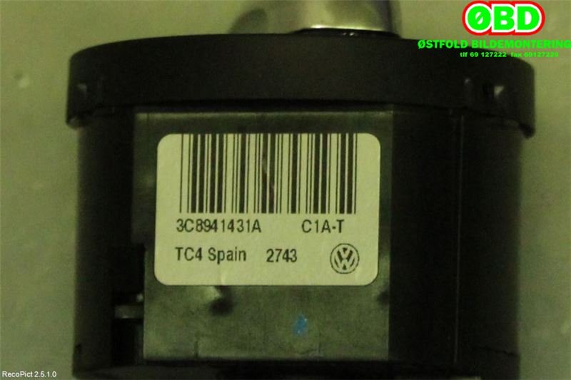 Bryter lys til VW Touran 2010-2015 (Type I, Fase 3)  (VOLKSWAGEN|3C8 941 431 A||3C8941431A)