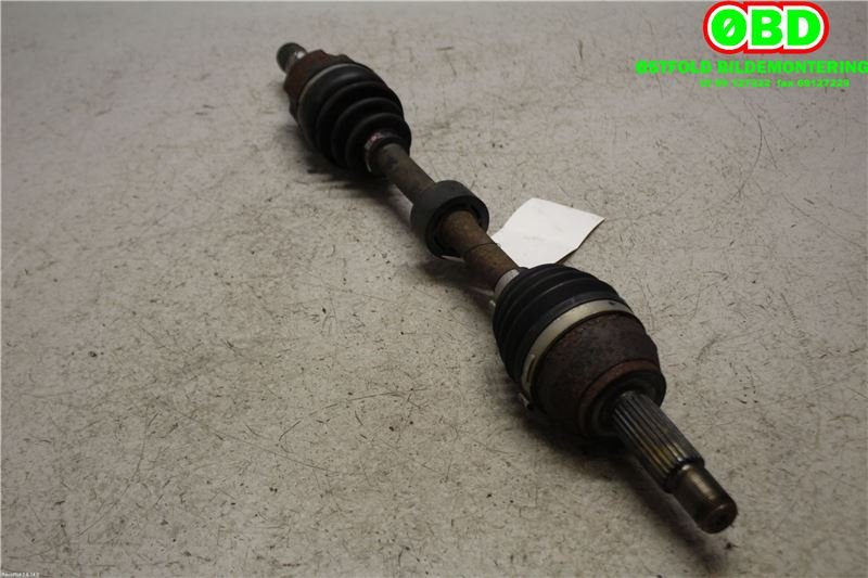 Drivaksel venstre foran til Mazda 2 2011-2014 (Type II, Fase 2) (MAZDA|FA8225600B|)
