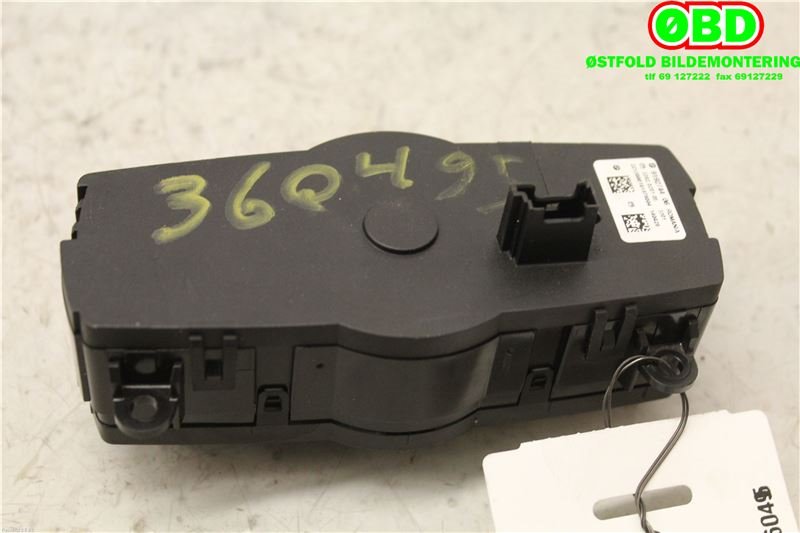 Bryter lys til BMW 5-Serie 2010-2017 (F10/F11) (F10/F11) (BMW||9192744)