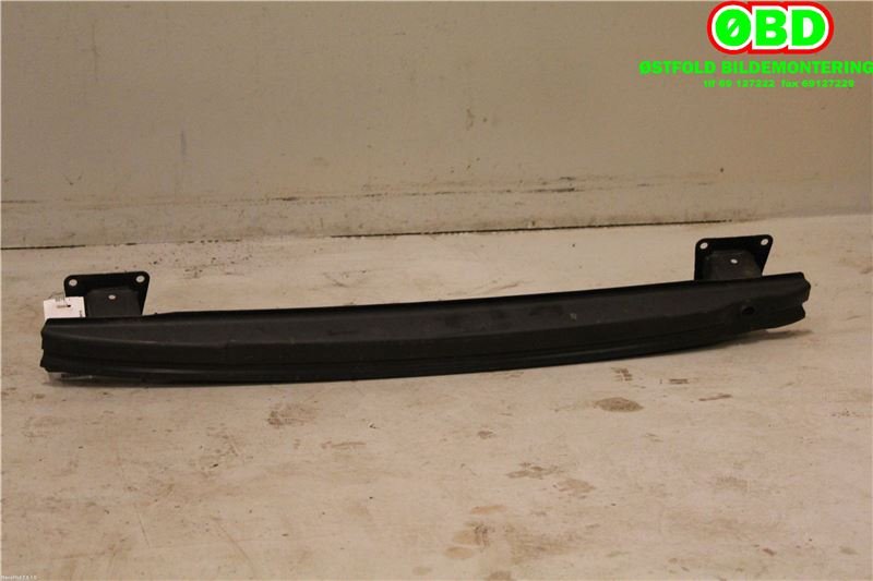 Støtfangerforsterkning bak til VW Passat 2005-2010 (B6) (B6) (VOLKSWAGEN|3C5 807 305|)