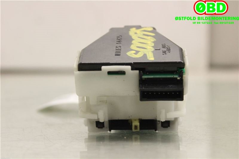 Bryter blink til Nissan Navara 2005-2010 (Fase 1) (D40) (D40) (NISSAN|)