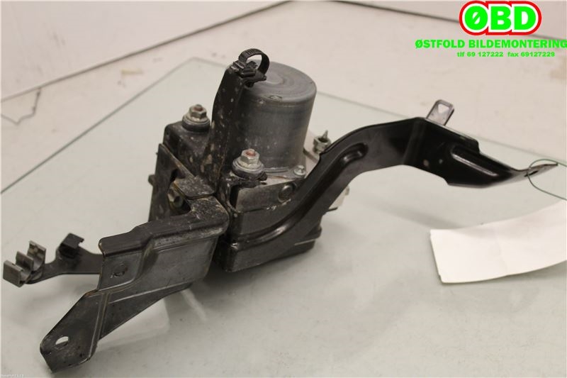 ABS sentral til Toyota Avensis 2009-2015 (Type III, Fase 1)  (TOYOTA|4405005230|0265251999|4454005120)