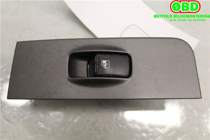 Bryter ruteheis til Hyundai Matrix 2001-2010 (HYUNDAI|9358017500YN|)