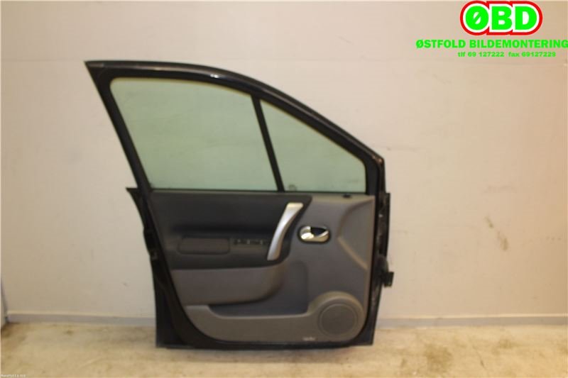 Dør venstre foran til Renault Scenic 2003-2009 (Type II)  (RENAULT|7751477221|801015506R|)