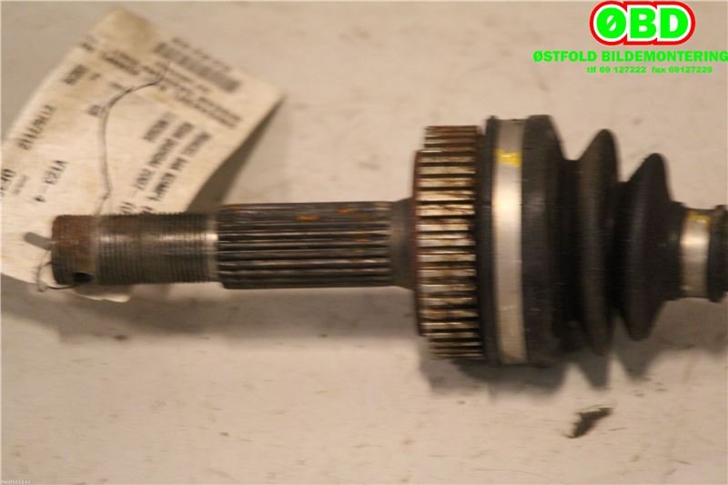 Drivaksel høyre bak til Nissan Qashqai 2007-2010 (Type I, Fase 1)  (NISSAN|39600JD60B|)