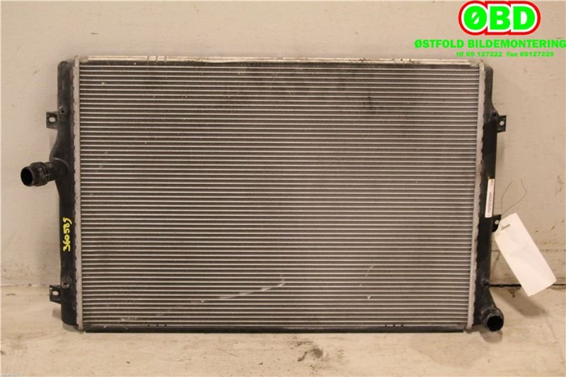 Radiator (manuell gir) til Audi A3 2009-2012 (Type II, Fase 2)  (AUDI|1K0 121 251 AB|)