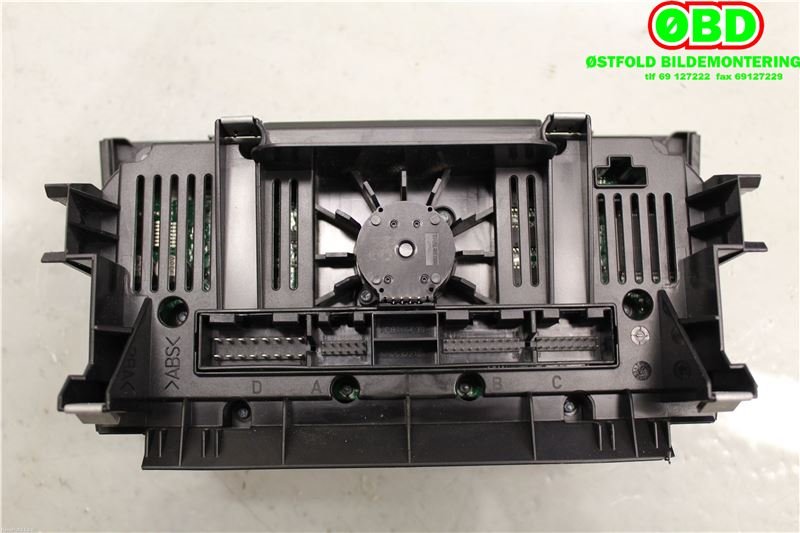Varmeapparat betjening til Audi A3 2009-2012 (Type II, Fase 2)  (AUDI|8P0820043BN|)