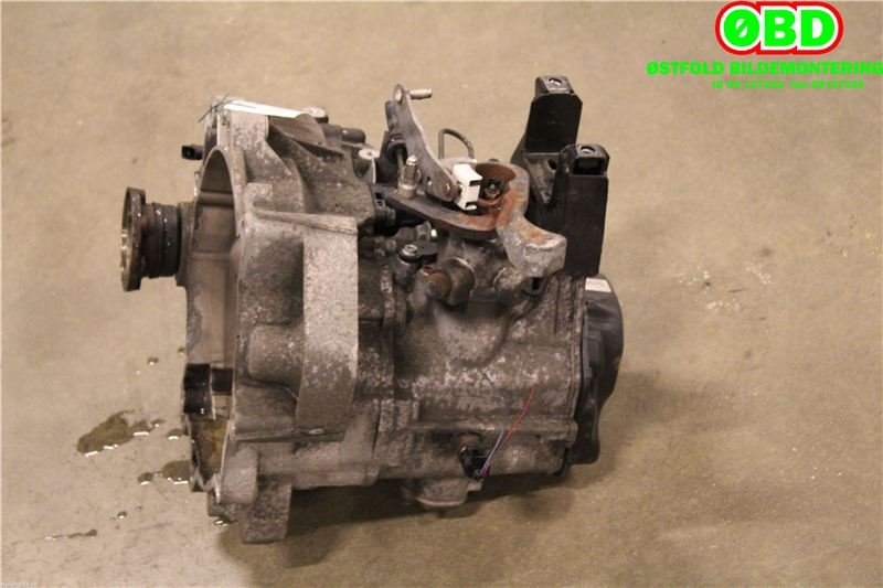 Girkasse manuell til Škoda Fabia 2000-2007 (Type I)  (SKODA|02T 300 057 G|JJL|)