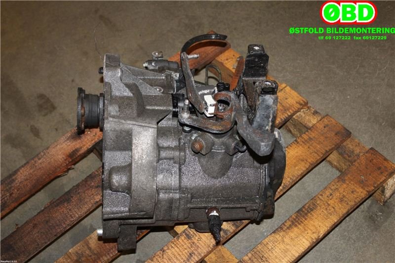 Girkasse manuell til Škoda Fabia 2000-2007 (Type I)  (SKODA|02T 300 052 S|02T 300 020 E|)