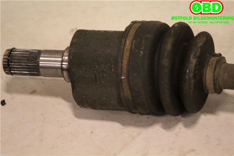 Drivaksel høyre foran til Hyundai Getz 2002-2009 (HYUNDAI|495000B160|)