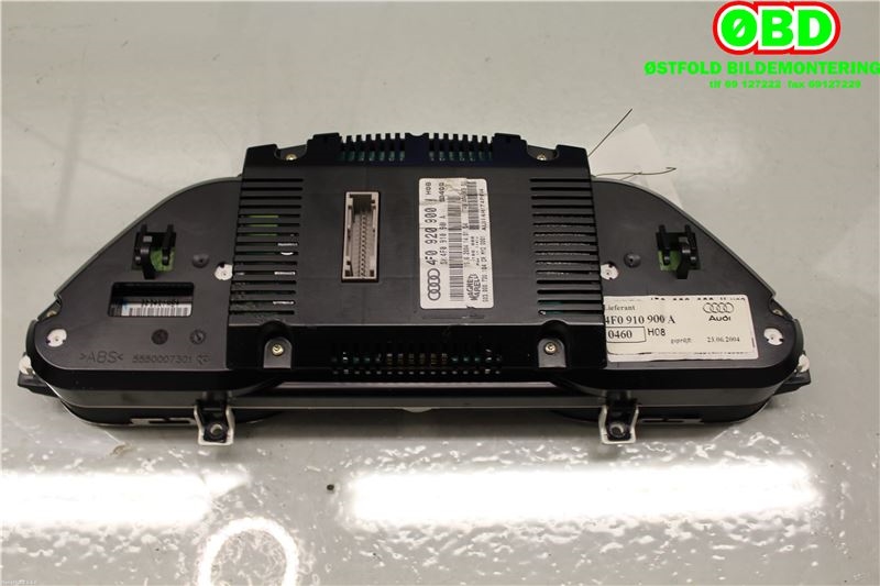 Instrumentpanel til Audi A6 2005-2008 (Type III, Fase 1) (C6) (C6) (AUDI|4F0 920 901 F|4F0 920 901 FX|4F0920900N)