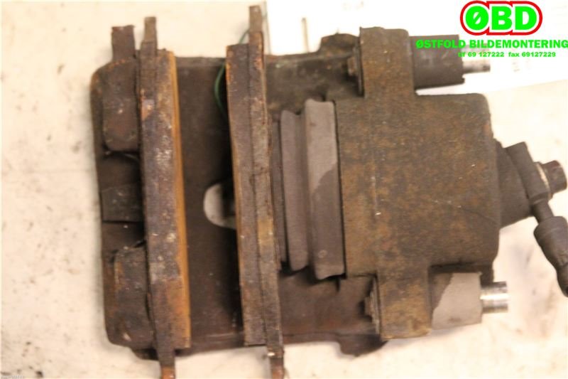 Bremsecaliper høyre foran til VW Golf, Plus/Cross 2005-2009 (Fase 1)  (VOLKSWAGEN|1K0 615 124 D|)