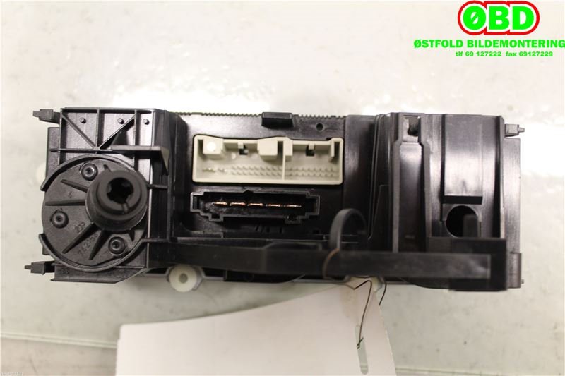Varmeapparat betjening til VW Golf, Plus/Cross 2005-2009 (Fase 1)  (VOLKSWAGEN|1K0 820 047 HC||5M1820045)