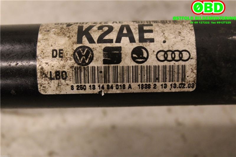 Drivaksel høyre foran til Audi A4 2001-2004 (Type II) (B6) (B6) (AUDI|8E0407272BS|8E0407452BX|8E0407272AE)