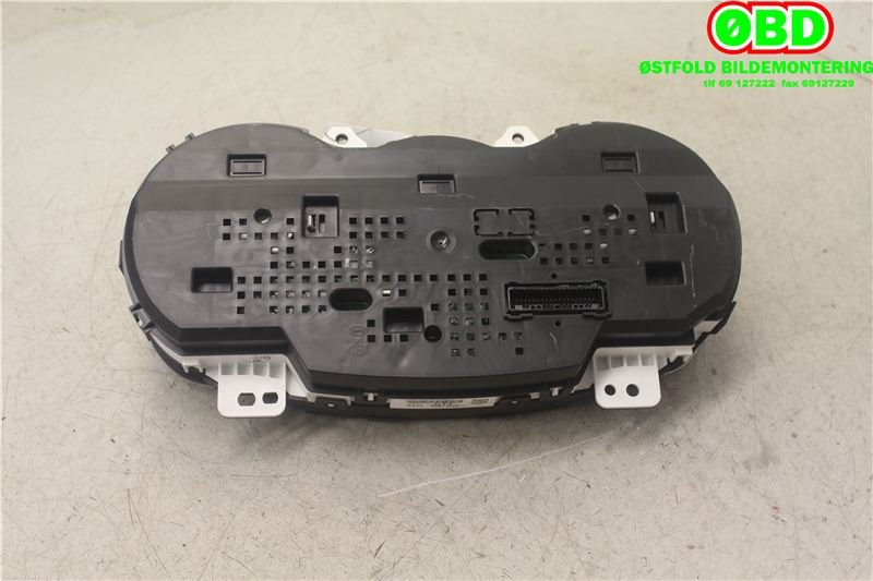 Instrumentpanel til Hyundai Ix20 2010-2017  (HYUNDAI|940031K110|)