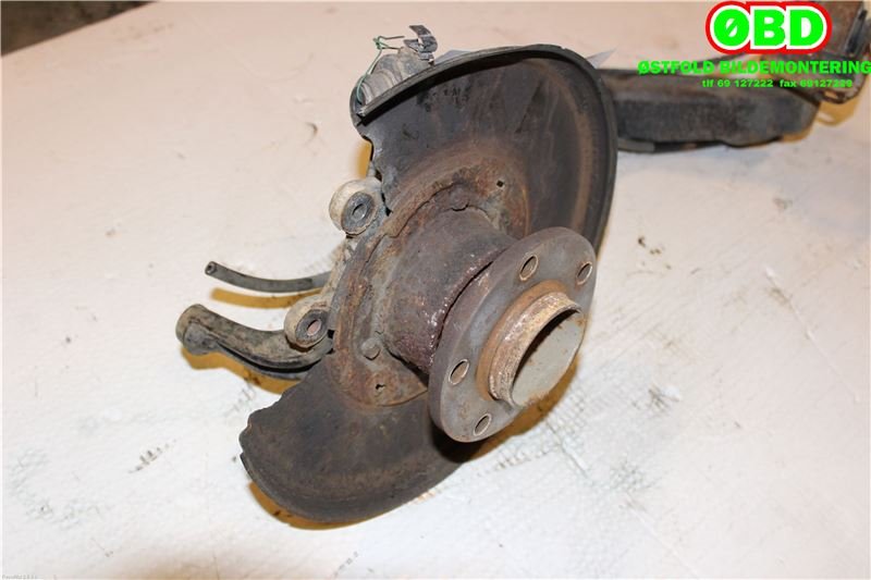 Hjulspindel høyre bak til BMW X3 2007-2010 (Fase 2) (E83) (E83) (BMW|33303420502|)