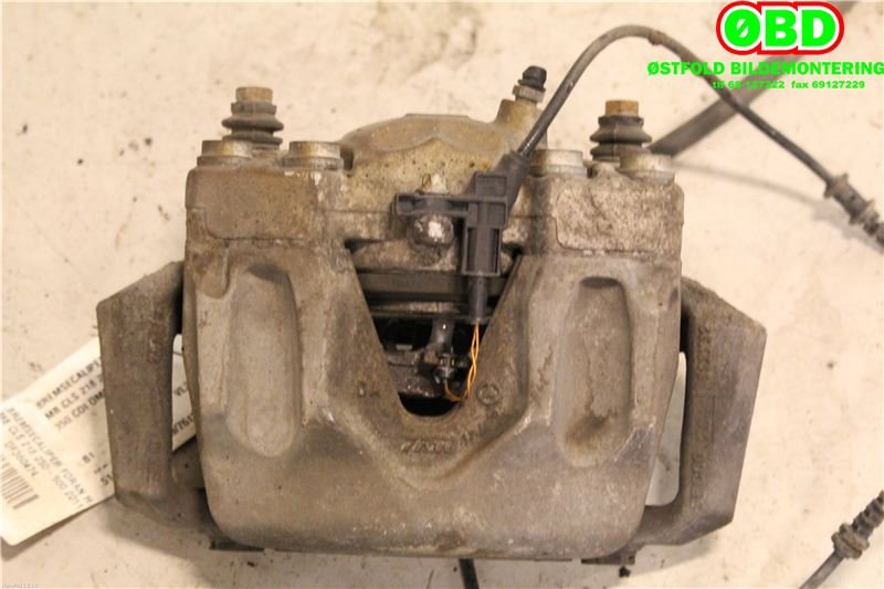Bremsecaliper høyre foran til Mercedes CLS 2011-2017 (C218) (C218) (MERCEDES|A 204 421 36 81|)