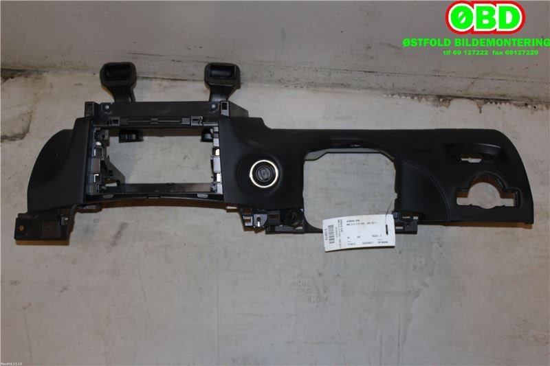 Airbag kne til Mercedes CLS, 2011-2017 (C218) (C218) (MERCEDES|A 212 860 09 02)