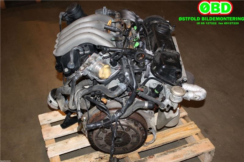 Motor bensin til VW Passat 2001-2005 (B5,3BG) (B5,3BG) (VOLKSWAGEN|06A 100 107 PX|AZM|)