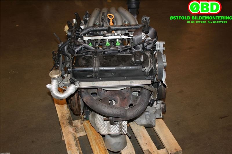 Motor bensin til VW Passat 2001-2005 (B5,3BG) (B5,3BG) (VOLKSWAGEN|06A 100 107 PX|AZM|)