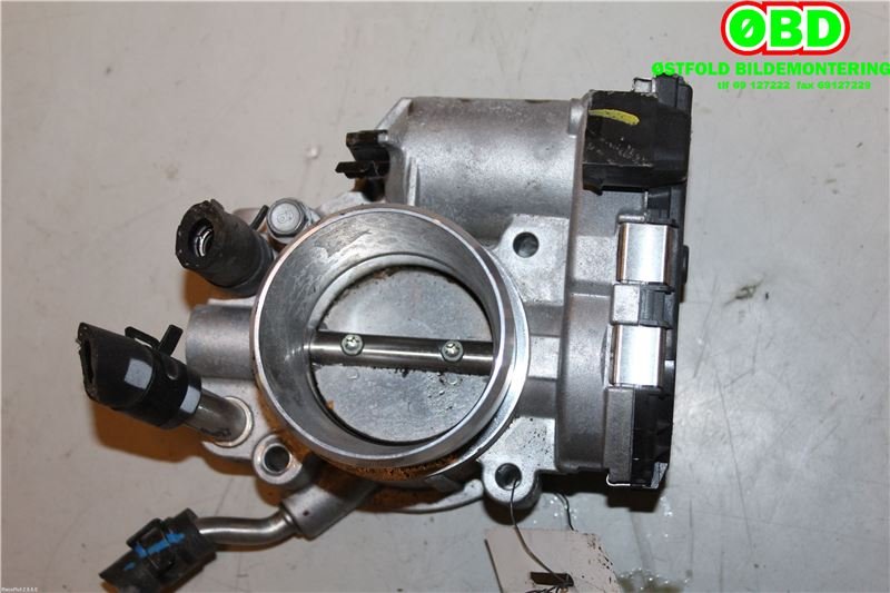 Spjeldhus til Hyundai i30, 2012-2017 (Type II)  (HYUNDAI|351002B180)