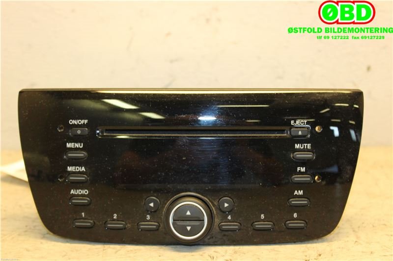 Bilstereo til Fiat Doblo 2010-->> (Type II)  (FIAT|)