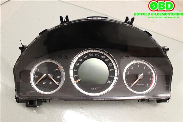 Instrumentpanel til Mercedes C-Klasse 2007-2011 (Fase 1) (W204) (W204) (MERCEDES|A 204 540 36 48|A 204 900 29 05|2045403648)