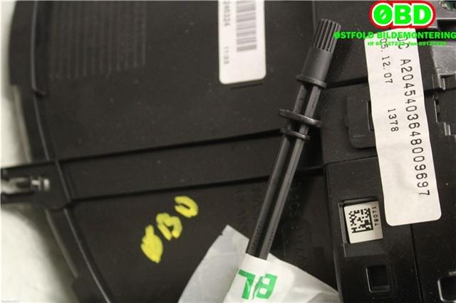Instrumentpanel til Mercedes C-Klasse 2007-2011 (Fase 1) (W204) (W204) (MERCEDES|A 204 540 36 48|A 204 900 29 05|2045403648)
