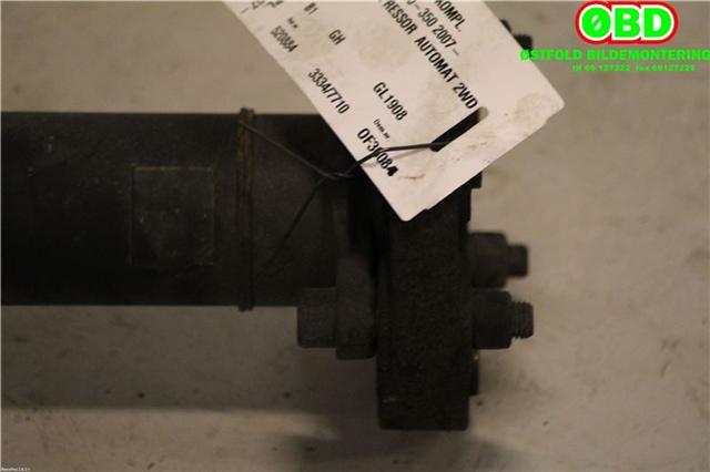 Mellomaksel til Mercedes C-Klasse 2007-2011 (Fase 1) (W204) (W204) (MERCEDES|A 204 410 04 06|A 204 410 51 06|)
